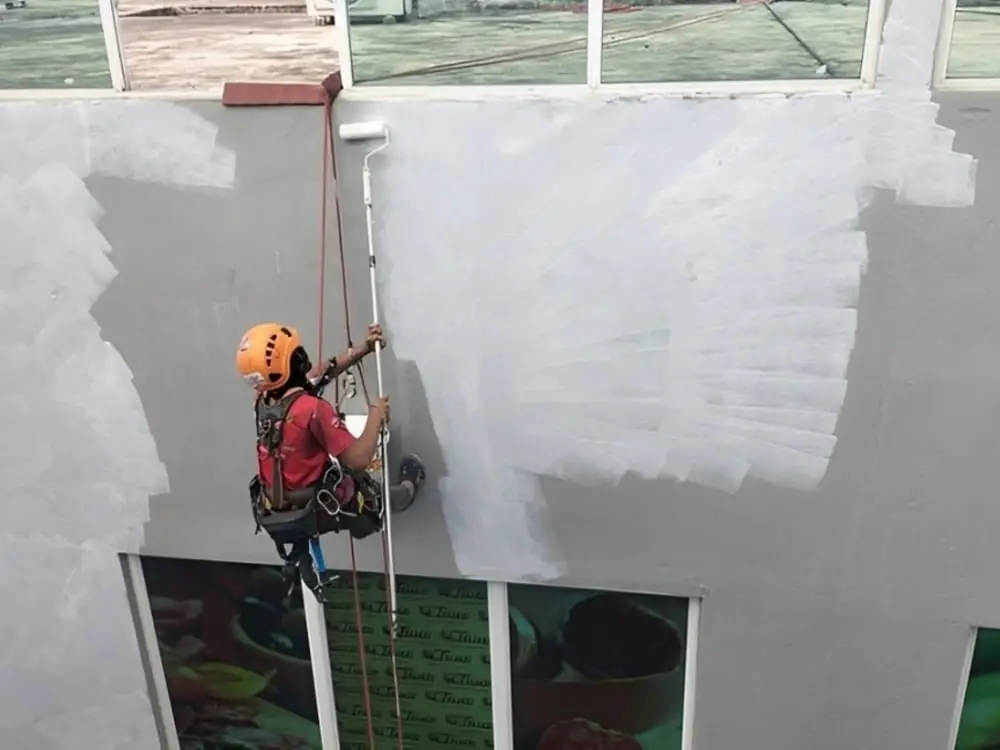Vertical Pro high-rise exterior building painting service